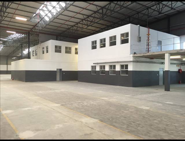 12,880M² FACTORY TO LET IN PAROW CENTRAL